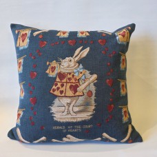 Подушка гобеленова Art de Lys Глашатай, Аліса в Країні чудес 50х50, синій фон